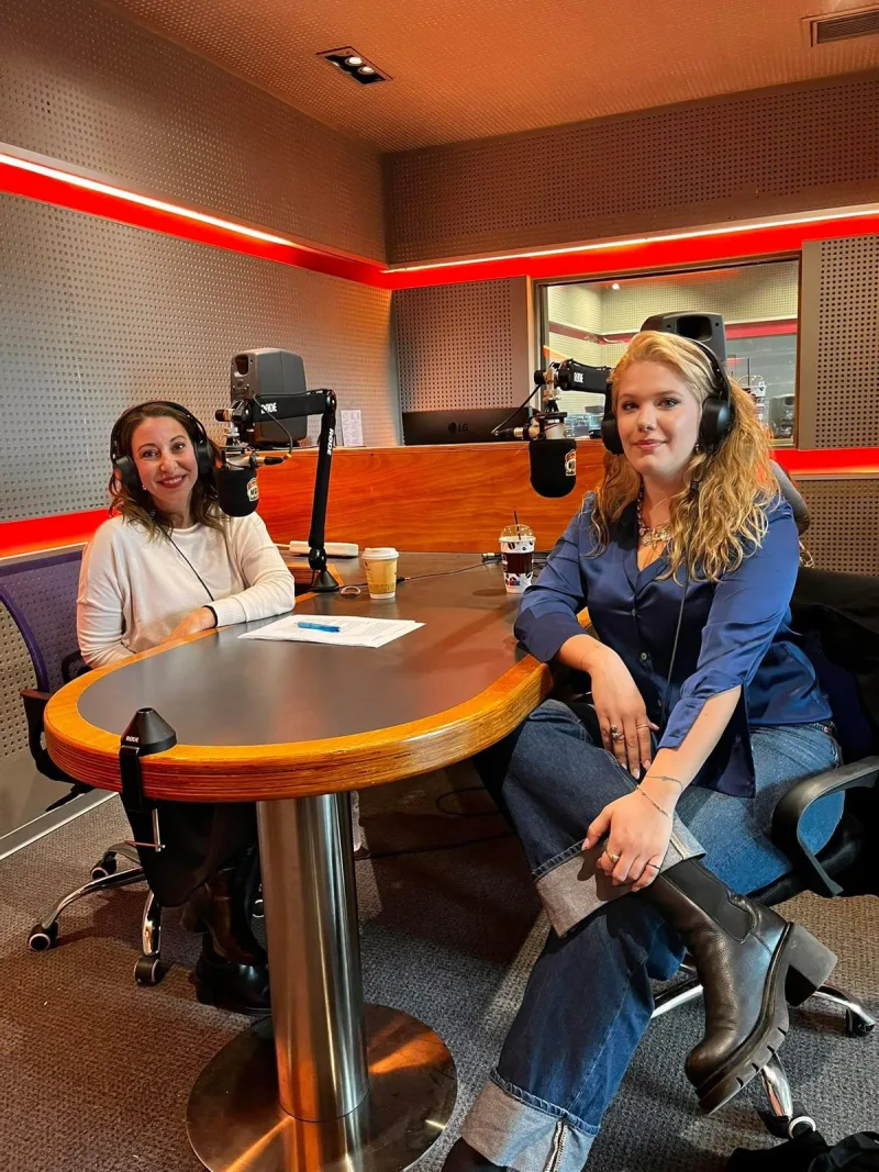 nina_mazani_radio