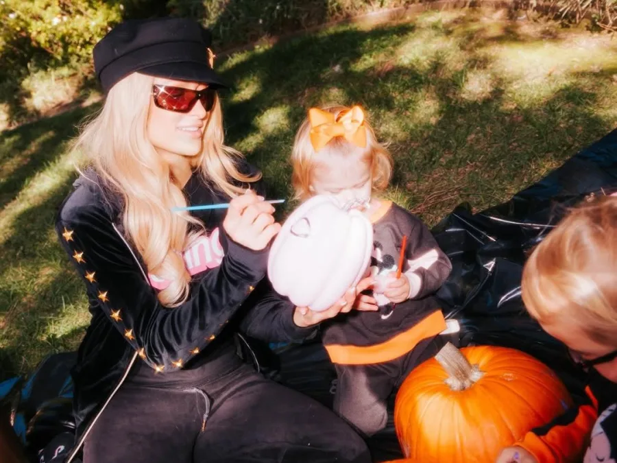 paris_hilton