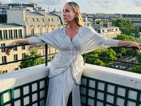 Η εμφάνιση της Sarah Jessica Parker που έκανε τα φλας να αστράψουν