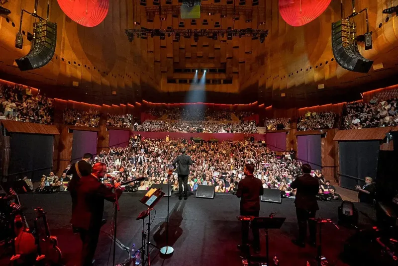 : Κωνσταντίνος Αργυρός: Tριπλό sold out στην εμβληματική Όπερα του Σίδνεϊ