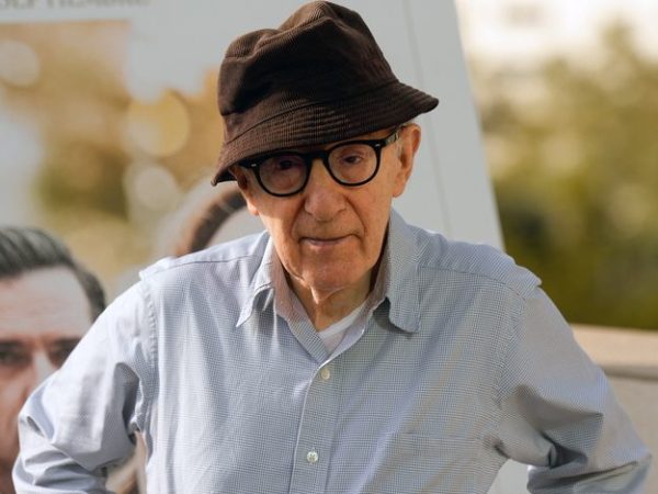 Ο Woody Allen εξασφάλισε χρηματοδότηση μαμούθ για τη 51η του ταινία