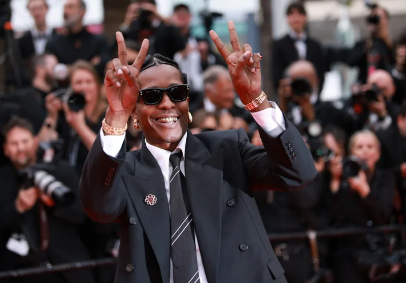Ο A$AP Rocky σε επίσημη εμφάνιση, πρωταγωνιστής της ταινίας και καλλιτέχνης που ασχολείται με την υποκριτική στο Hollywood.