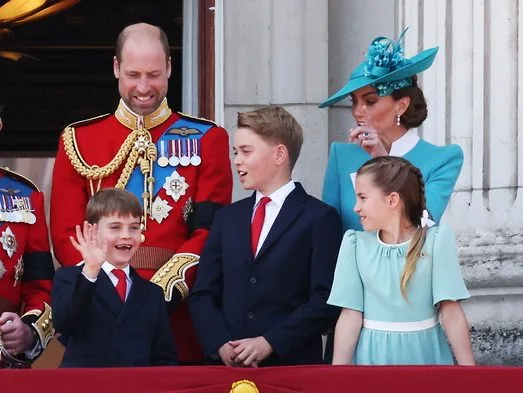 Ο πρίγκιπας William σε επίσημη εμφάνιση, με αφορμή την απόφαση για τη χρήση κινητών από τον πρίγκιπα George.