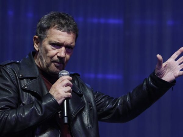 Όλα τα βλέμματα στραμμένα στον Antonio Banderas στο Φεστιβάλ του Τορίνο