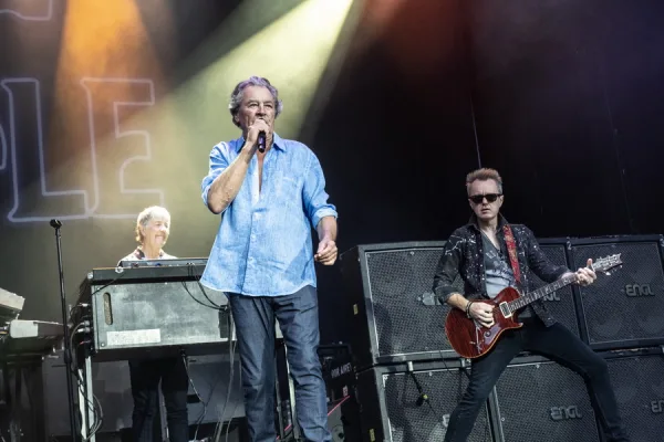 Το θρυλικό βρετανικό συγκρότημα Deep Purple σε συναυλία τους.