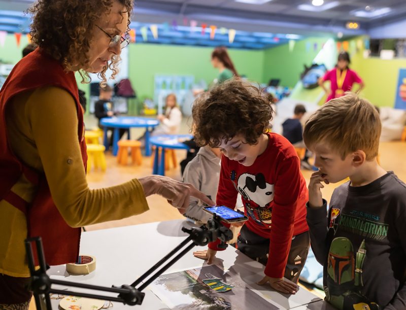 Παιδικό & Εφηβικό Διεθνές Φεστιβάλ Κινηματογράφου Αθήνας 2025 powered by ΔΕΗ