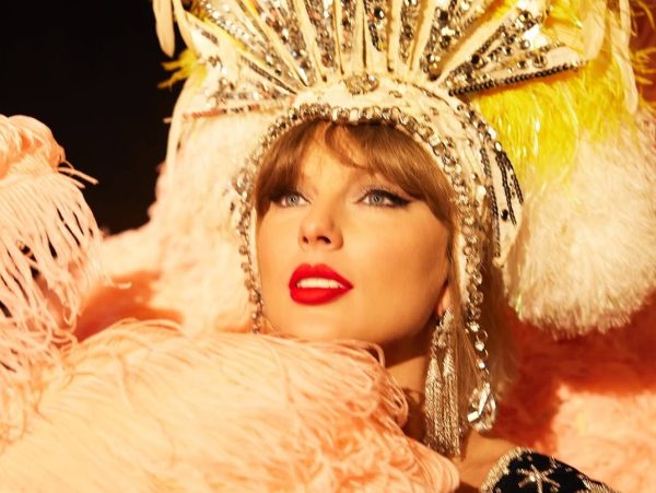 Όσα κρύβει το video clip «The Fate of Ophelia» της Taylor Swift και δεν πρόσεξες