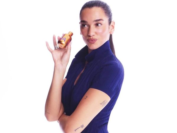 Η Dua Lipa μπαίνει στον κόσμο της ομορφιάς με δικό της skincare brand