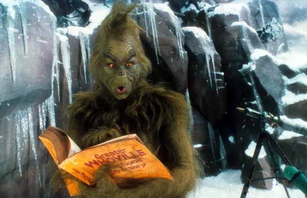 Ο Jim Carrey και η Taylor Momsen σε κοινή εμφάνιση από την ταινία How the Grinch Stole Christmas.