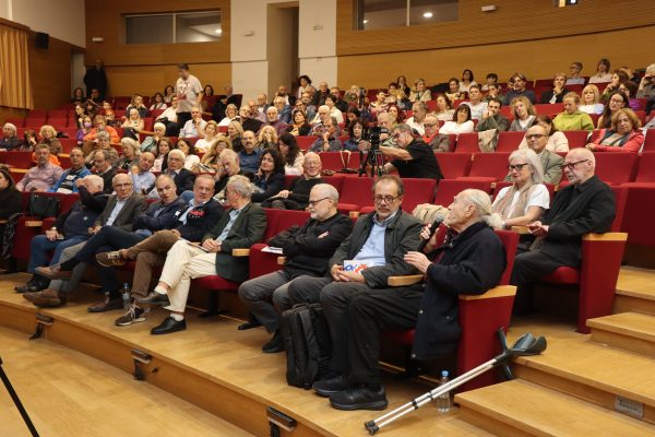 Βραδιά Συγκίνησης για το 19ο Docfest με Αφιέρωμα στο Διονύση Σαββόπουλο