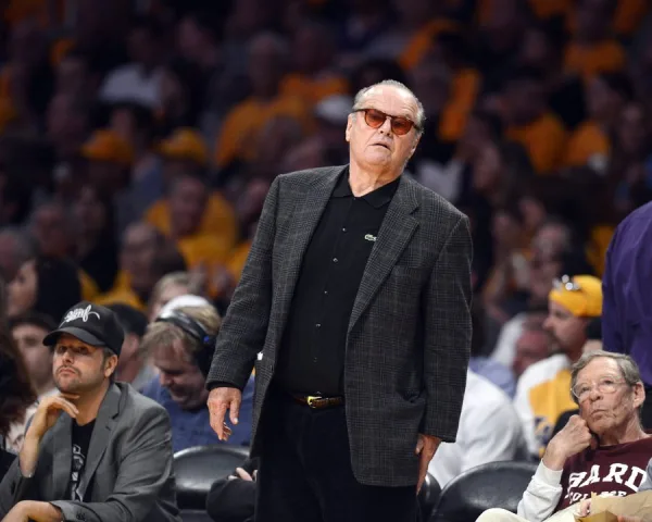 Πορτρέτο του ηθοποιού Jack Nicholson, ο οποίος ανακάλυψε την αλήθεια για τη βιολογική του μητέρα.