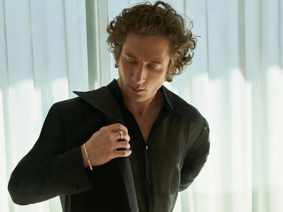 jeremy_allen_white