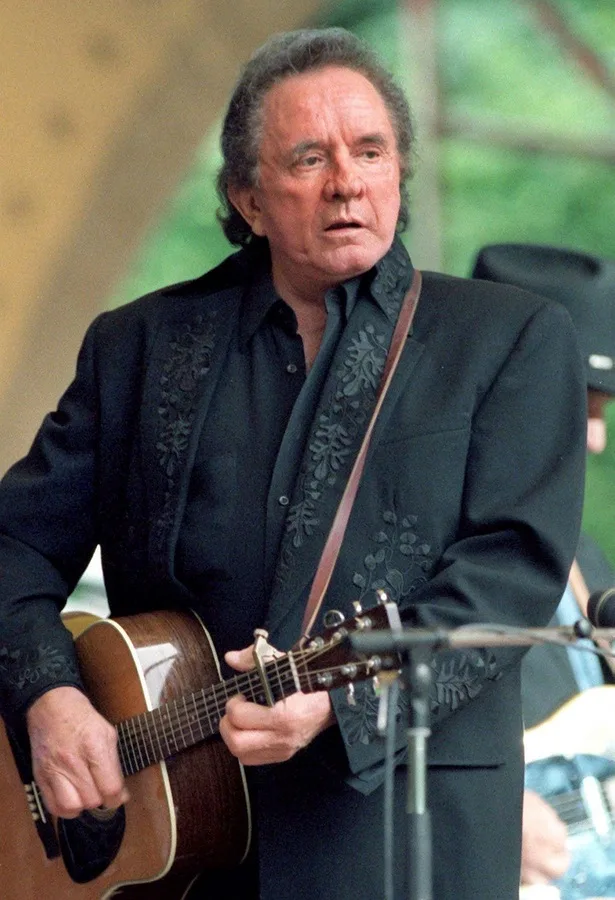 Ο τραγουδιστής Johnny Cash σε φωτογραφία του ΑΠΕ-ΜΠΕ για την αγωγή κατά της Coca Cola.