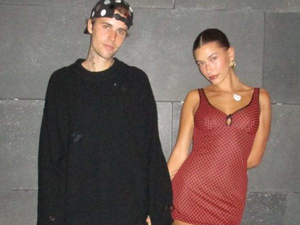 Ο Jack Blues Bieber ακολουθεί τα βήματα του μπαμπά του για το Halloween