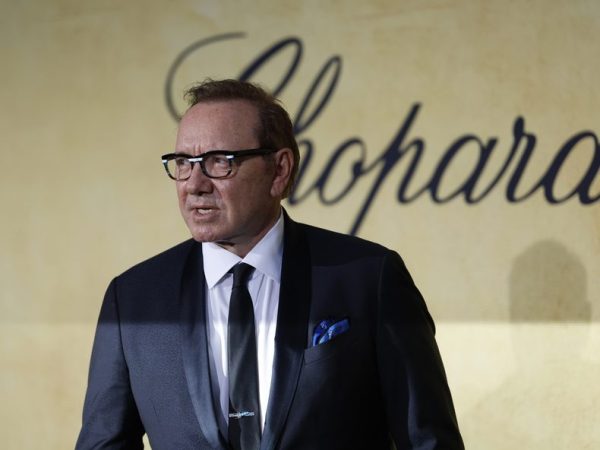 Ο Kevin Spacey δηλώνει άστεγος 7 χρόνια μετά το σκάνδαλο σεξουαλικής επίθεσης