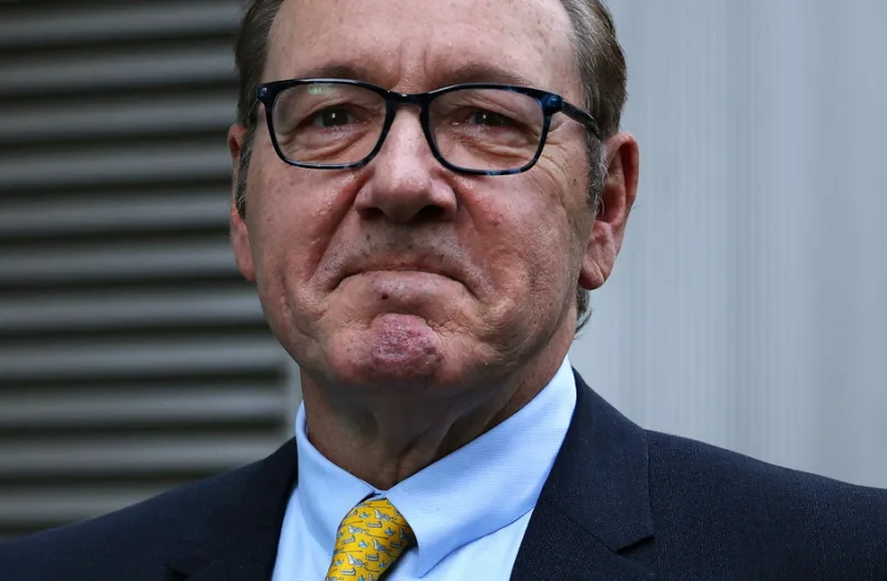 Ο Kevin Spacey δηλώνει άστεγος 7 χρόνια μετά το σκάνδαλο σεξουαλικής επίθεσης
