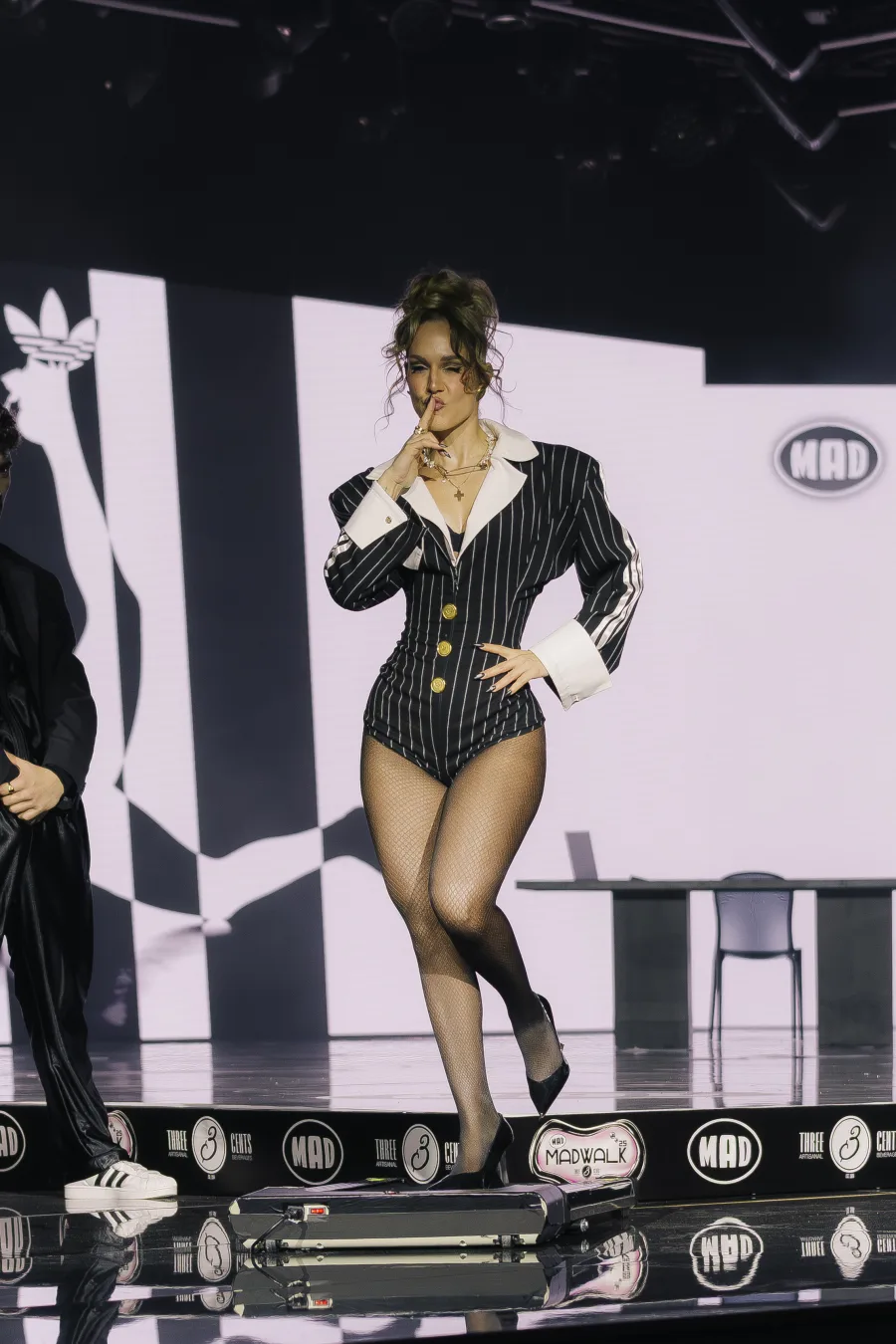Γεμάτο boss vibes και street energy το act Lila-adidas στο MadWalk 2025 by Three Cents