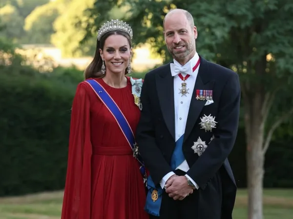 Η Kate Middleton σε χριστουγεννιάτικη ανάρτηση από τον επίσημο λογαριασμό του Πρίγκιπα και της Πριγκίπισσας της Ουαλίας.