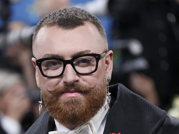Γιατί ο Sam Smith αποκαλεί τη Madonna «μητέρα» του; Η στήριξη που δεν ξεχνά