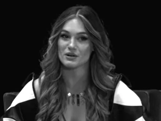 Η Αθηνά Μανουκιάν σε συνέντευξη στο Unplugged Stories.