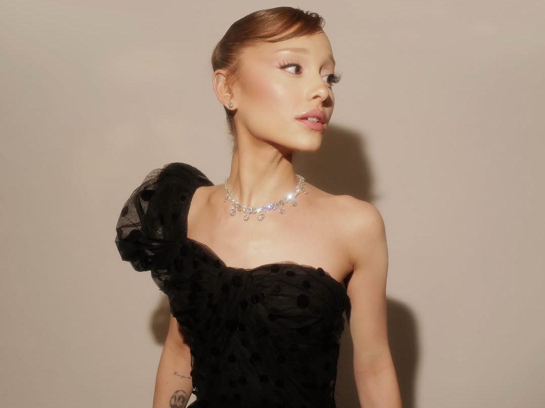 Ένταση στην πρεμιέρα του «Wicked: For Good» στη Σιγκαπούρη μετά από απρόσμενη επίθεση στην Ariana Grande