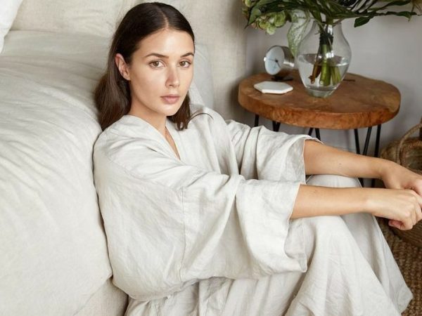 Dry brushing: Το χειμερινό ritual που αλλάζει την επιδερμίδα σου