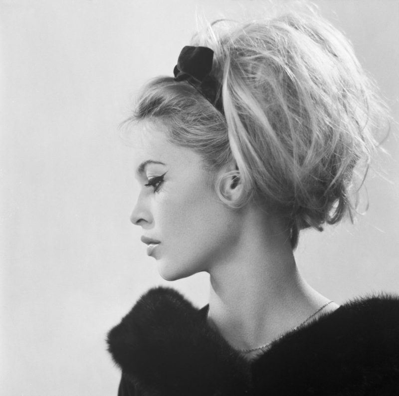 Πορτρέτο της Brigitte Bardot, του παγκόσμιου ινδάλματος που σφράγισε τον 20ό αιώνα.