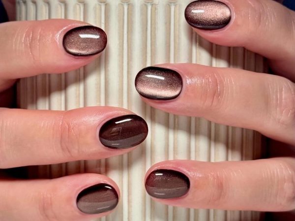 Caviar nails: Το πολυτελές manicure που αξίζει να υιοθετήσεις για το πρωτοχρονιάτικο ρεβεγιόν