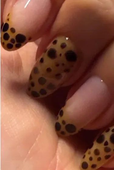 cheetah_nails