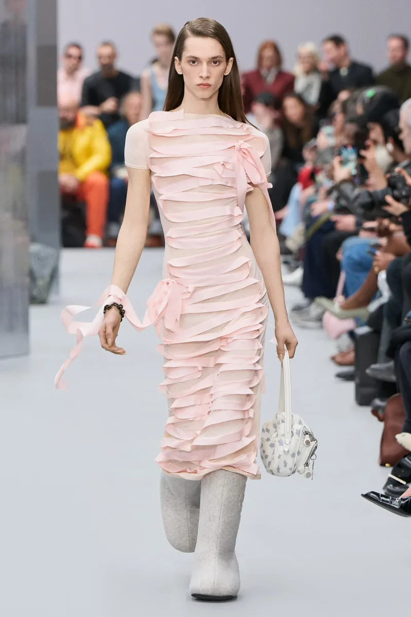 coquette_acne_studios