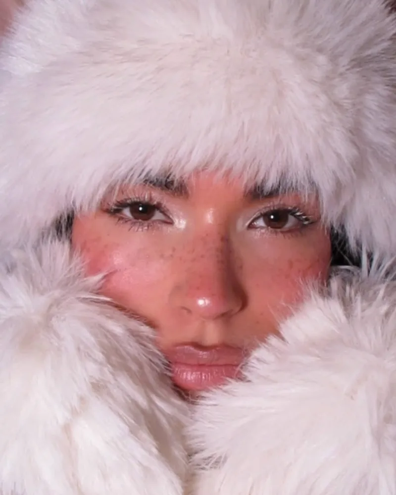 frosty_pink_makeup