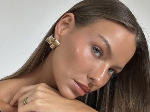 Ξέχασε τα brow gels! Αυτό το viral hack θα σου αλλάξει τα φρύδια για πάντα