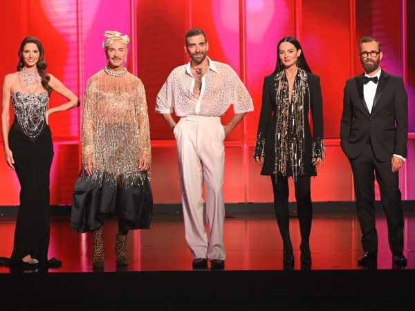 GNTM 6: Ο μεγάλος τελικός ξεκίνησε με την πρώτη ανατροπή
