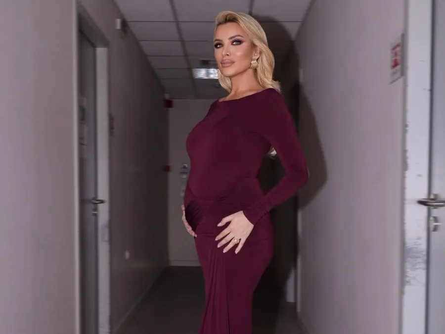 Κατερίνα Καινούργιου εγκυμοσύνη