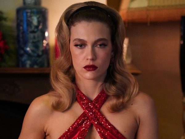 Η συλλογή «Unforgettable» της Βάσιας Κωσταρά κάνει τα Χριστούγεννα μια δήλωση γυναικείας δύναμης