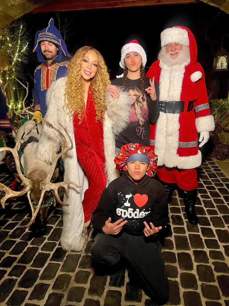 Η Mariah Carey γιορτάζει τα Χριστούγεννα του 2025 σε εορταστική ανάρτηση στο Instagram.