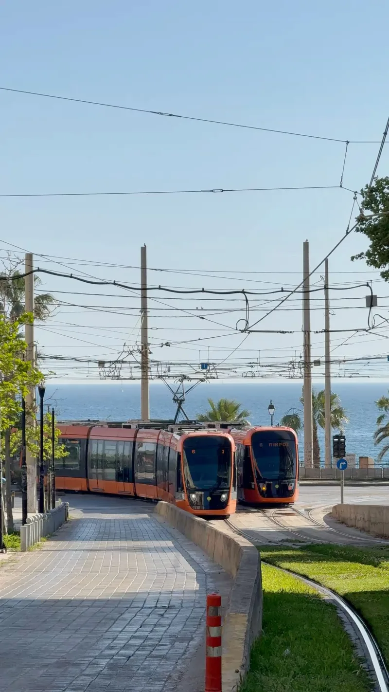 Παραμονή Πρωτοχρονιάς: Πώς θα κινηθούν Μετρό, Τραμ και λεωφορεία στην Αθήνα - Τα τελευταία δρομολόγια