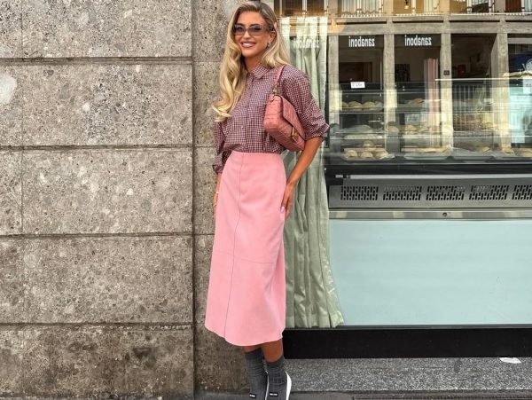 Millennial Pink: Η παστέλ απόχρωση που ξαναγράφει τον κανόνα της θηλυκότητας