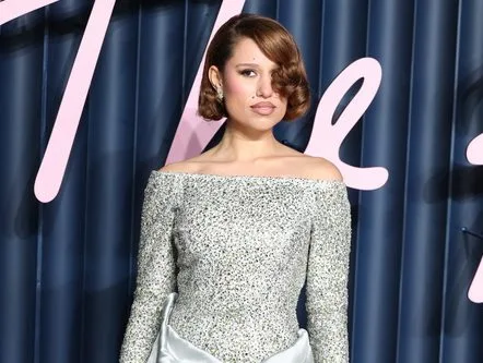 raye_fashion_awards