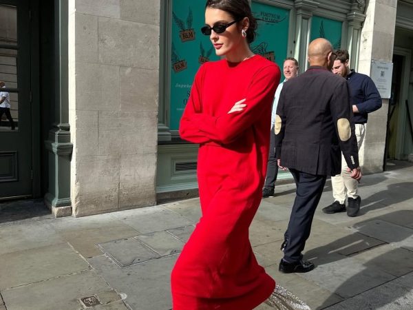 3 looks γεμάτα λάμψη για να κάνεις κάθε σου γιορτινή εμφάνιση να μοιάζει με statement