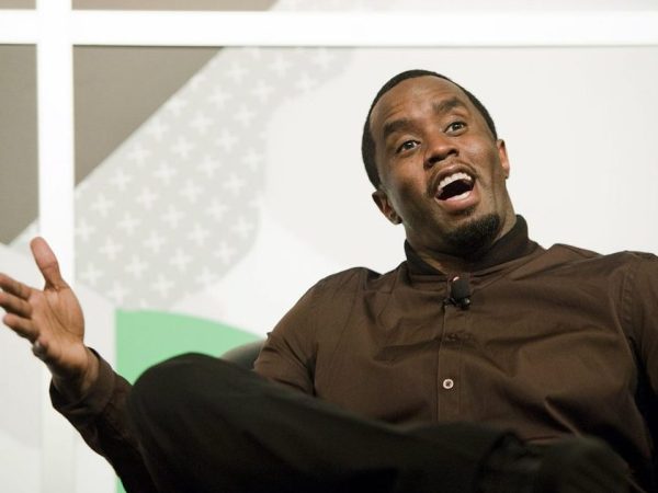 Ο Sean «Diddy» Combs διοργάνωσε γεύμα για 1.000 κρατουμένους την Ημέρα των Ευχαριστιών