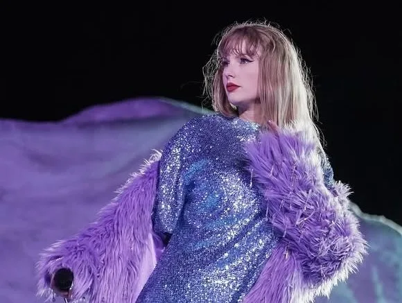 Η Taylor Swift σε φωτογραφία από τον επίσημο λογαριασμό της στο Instagram για την περιοδεία Eras Tour.