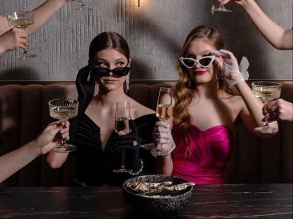 3 ιδιαίτεροι τρόποι για να διπλώσεις τις χαρτοπετσέτες στο γιορτινό τραπέζι