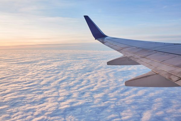 Αυτή είναι η καλύτερη και η χειρότερη μέρα για να κλείσεις αεροπορικά εισιτήρια