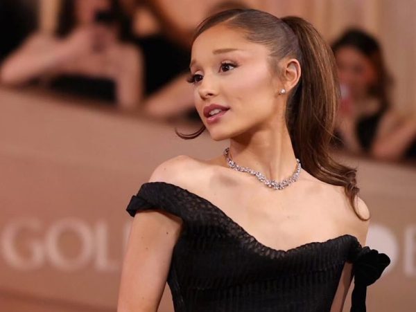 Η Ariana Grande τρολάρει το biopic της – Οι πρωταγωνιστές που διάλεξε αφήνουν τους φαν άφωνους