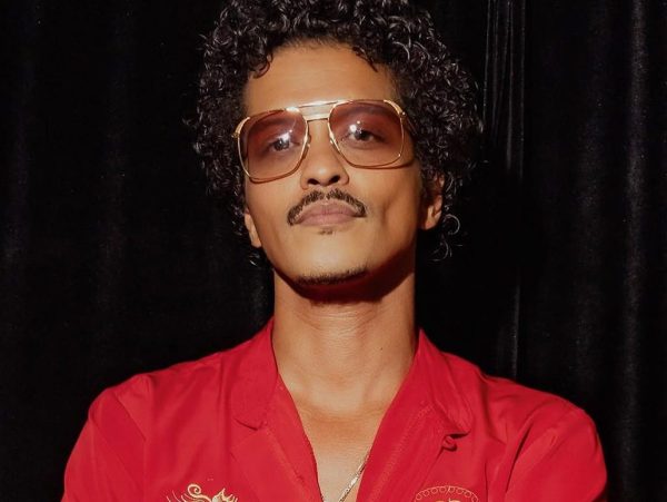 The Romantic Tour: Ο Bruno Mars αποκαλύπτει το line up που απογειώνει την περιοδεία του