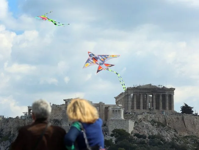 Παραδοσιακός εορτασμός για τις Απόκριες και την Καθαρά Δευτέρα με έθιμα και χαρταετό.