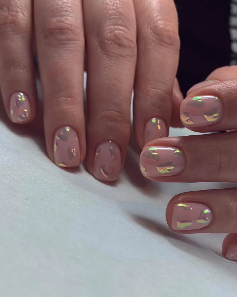 https://www.instagram.com/thedailynailofficial/
