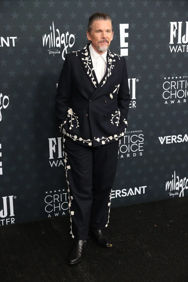 Critics Choice Awards 2026 Looks Ethan Hawke Jpg.webp