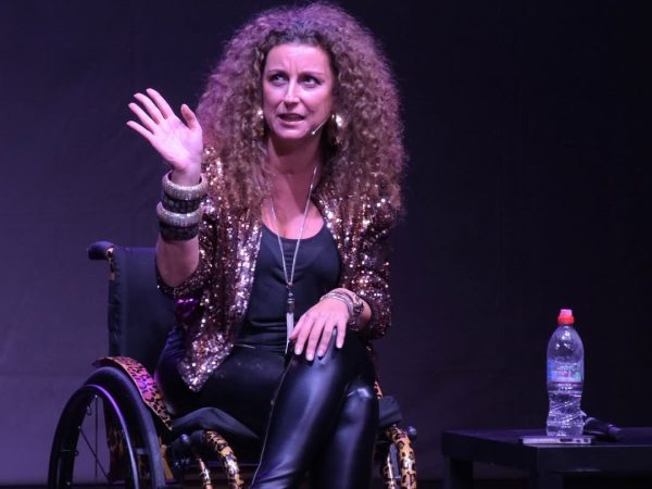 Κατερίνα Βρανά: 5+1 facts που δεν γνώριζες για το «πιο αστείο κορίτσι του κόσμου»